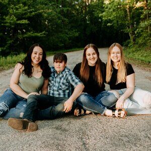 Meet your Posher, Jenny